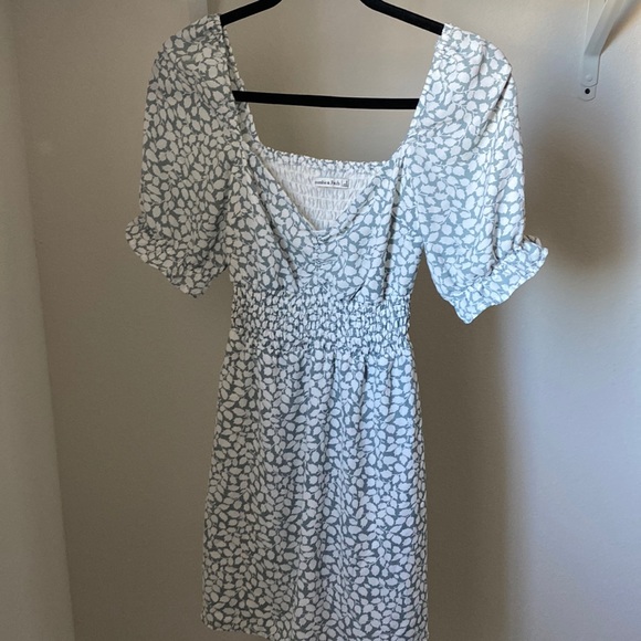Abercrombie & Fitch Dresses & Skirts - A&F floral sage sweetheart dress